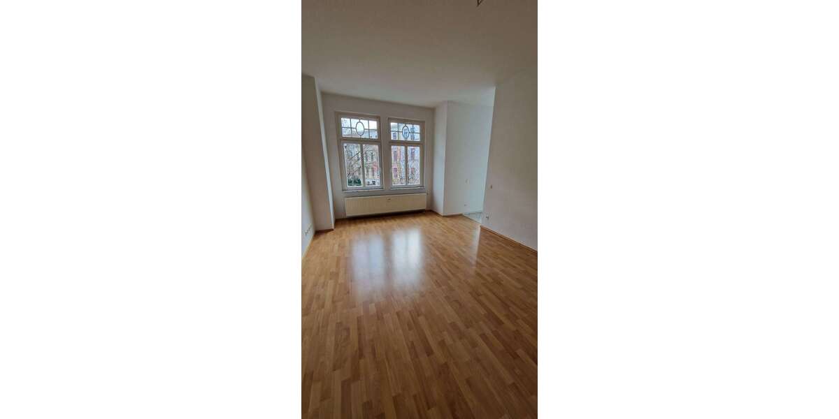 Etagenwohnung Halle Südliche Innenstadt - 1 Zimmer, 37 m&sup2;, 275&euro; | Angebot:27350182