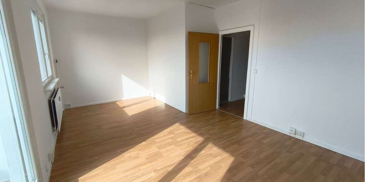 Etagenwohnung Halle Silberhöhe - 3 Zimmer, 56 m&sup2;, 342&euro; | Angebot:25902890