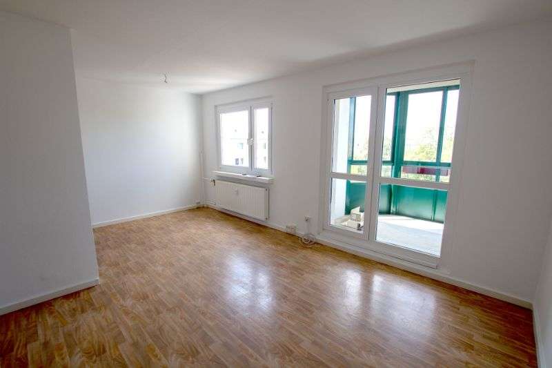 Etagenwohnung Halle (Saale) Silberhöhe - 3 Zimmer, 58 m&sup2;, 302&euro; | Angebot:20704763