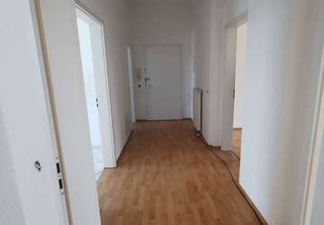 Wohnung Halle Südliche Innenstadt - 3 Zimmer, 75 m&sup2;, 535&euro; | Angebot:27350183