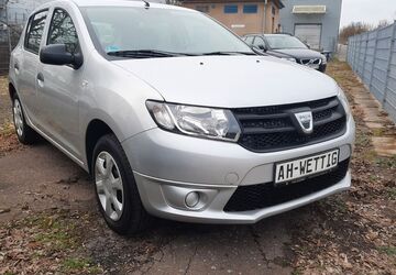 Dacia Sandero 99.800 km 4.499 &euro; Köthen 06366