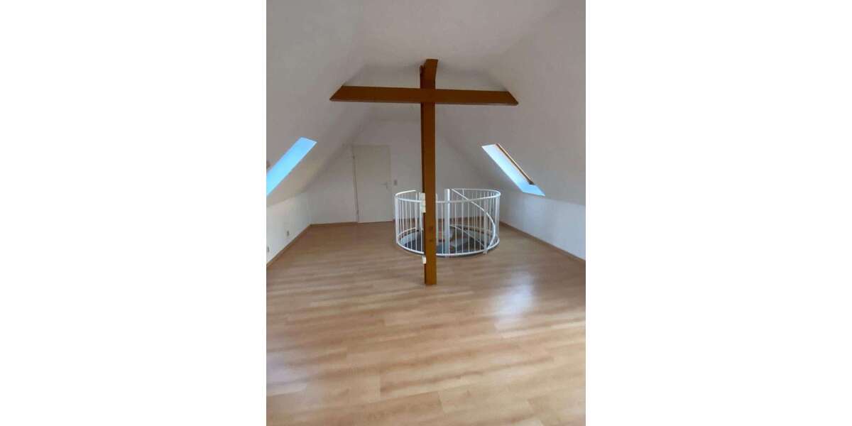 Etagenwohnung Halle (Saale) Altstadt - 2 Zimmer, 85 m&sup2;, 508&euro; | Angebot:27397740
