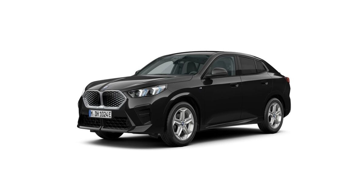 BMW iX2 25.100 km 40.940 &euro; Halle/ Zscherben 06179