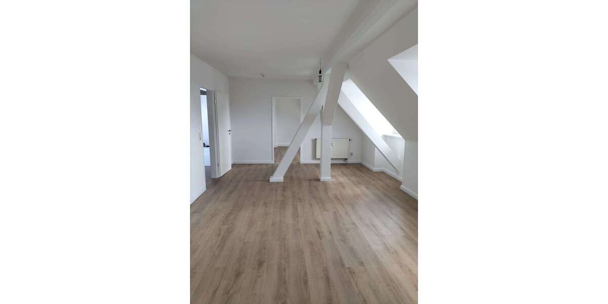 Etagenwohnung Halle Lutherplatz/Thüringer Bahnhof - 2 Zimmer, 63 m&sup2;, 535&euro; | Angebot:25357147