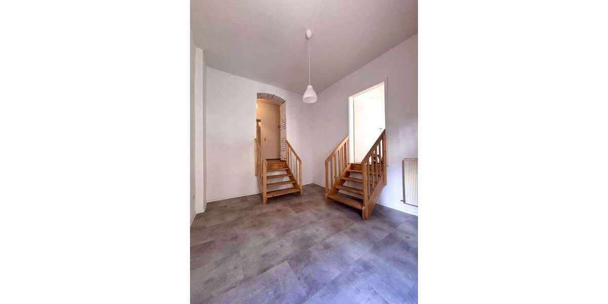 Etagenwohnung Halle Südliche Innenstadt - 3 Zimmer, 79 m&sup2;, 500&euro; | Angebot:27414116