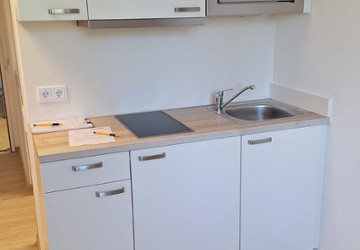 Wohnung Lützen - 1 Zimmer, 28 m&sup2;, 300&euro; | Angebot:24465364