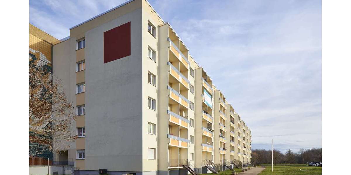 Etagenwohnung Halle Halle-Neustadt - 3 Zimmer, 56 m&sup2;, 374&euro; | Angebot:24628487
