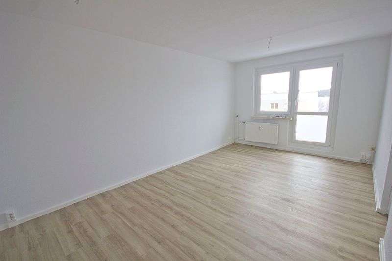 Etagenwohnung Halle (Saale) Heide-Nord/Blumenau - 3 Zimmer, 69 m&sup2;, 344&euro; | Angebot:23858971