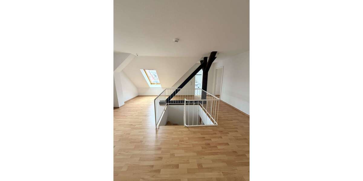 Etagenwohnung Halle (Saale) - 4 Zimmer, 150 m&sup2;, 1.669&euro; | Angebot:27086613