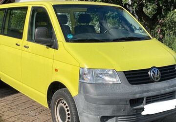 VW T5 Transporter 211.000 km 5.600 &euro; Halle (Saale) 06108