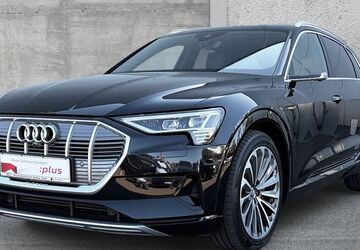 Audi e-tron 124.579 km 31.920 &euro; Halle (Saale) 06110