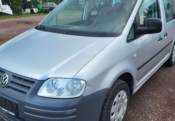 VW Caddy 206.000 km 3.451 &euro; Dieskau 06184