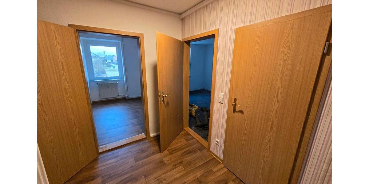 Etagenwohnung Eisleben (Lutherstadt) - 2 Zimmer, 53 m&sup2;, 320&euro; | Angebot:26446338
