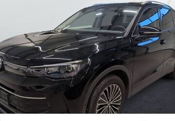VW Tiguan 25.723 km 32.888 &euro; Halle (Saale) 06110