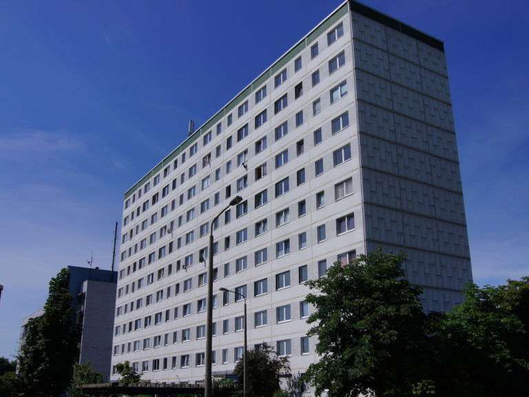Etagenwohnung Halle Saale Halle-Neustadt - 3 Zimmer, 55 m&sup2;, 330&euro; | Angebot:26378086