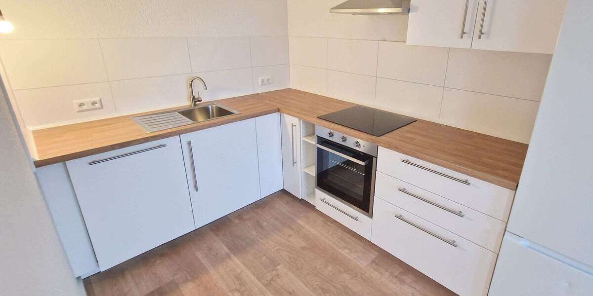 Etagenwohnung Halle Halle-Neustadt - 5 Zimmer, 81 m&sup2;, 650&euro; | Angebot:27338805