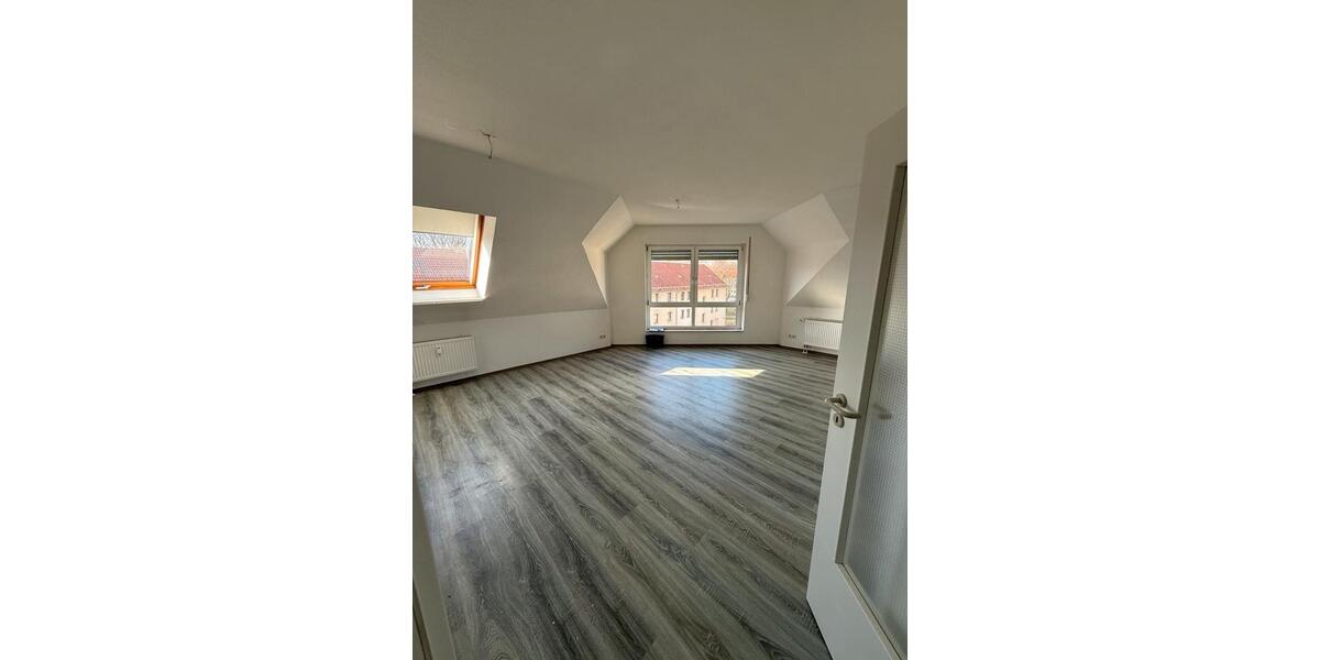 Etagenwohnung Eisleben (Lutherstadt) - 2 Zimmer, 49 m&sup2;, 320&euro; | Angebot:25782205