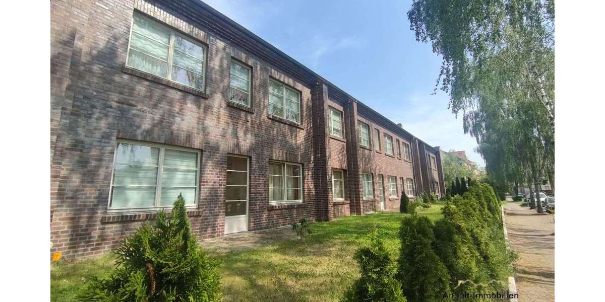 Etagenwohnung Bitterfeld Anhaltsiedlung - 2 Zimmer, 35 m&sup2;, 265&euro; | Angebot:27000259