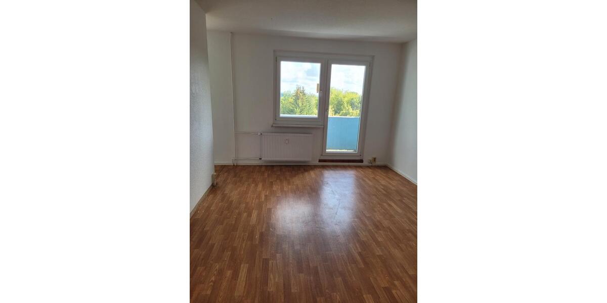 Etagenwohnung Braunsbedra - 1 Zimmer, 43 m&sup2;, 268&euro; | Angebot:9686153