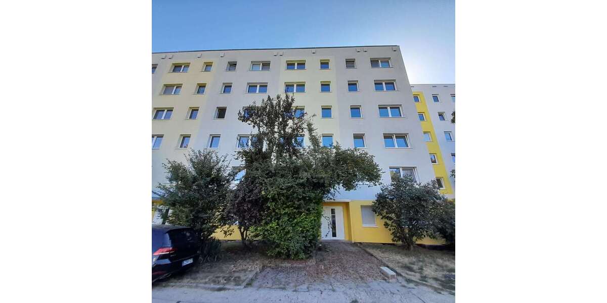 Etagenwohnung Halle Neustadt - 1 Zimmer, 51 m&sup2;, 369&euro; | Angebot:27222953