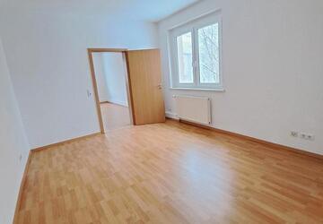 Wohnung Merseburg - 2 Zimmer, 57 m&sup2;, 370&euro; | Angebot:19846465