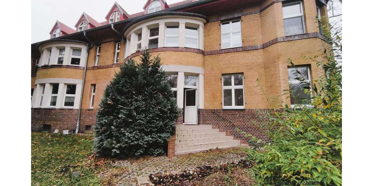 Etagenwohnung Bitterfeld Kraftwerksiedlung - 3 Zimmer, 74 m&sup2;, 533&euro; | Angebot:26738662