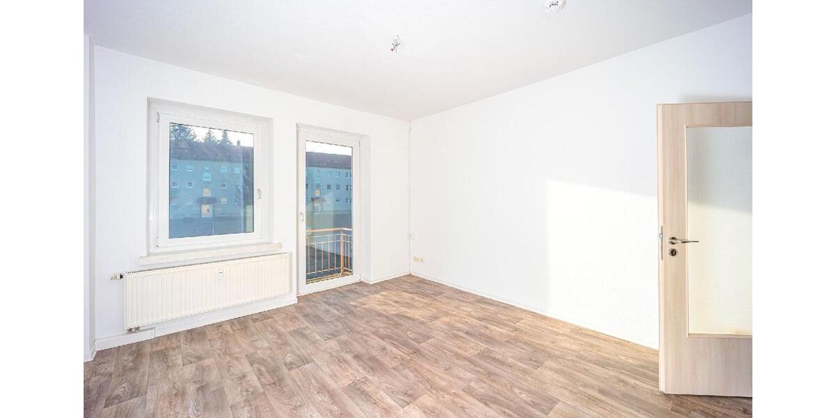 Etagenwohnung Eisleben (Lutherstadt) - 3 Zimmer, 61 m&sup2;, 380&euro; | Angebot:23871908
