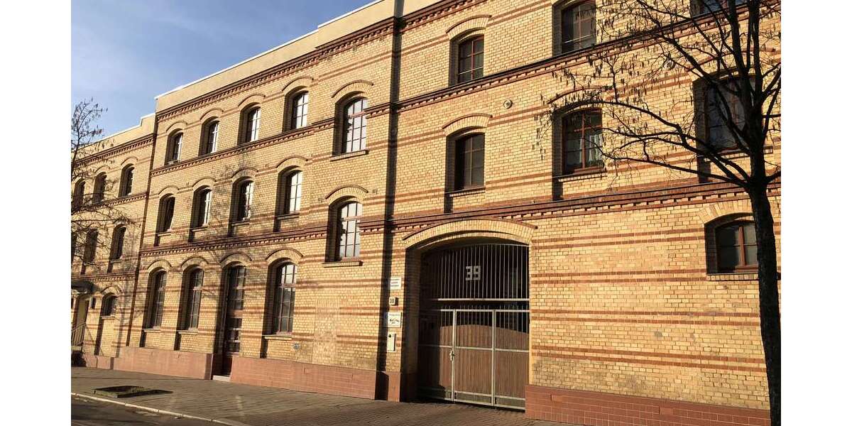 Etagenwohnung Halle Südliche Innenstadt - 3 Zimmer, 70 m&sup2;, 550&euro; | Angebot:27357672