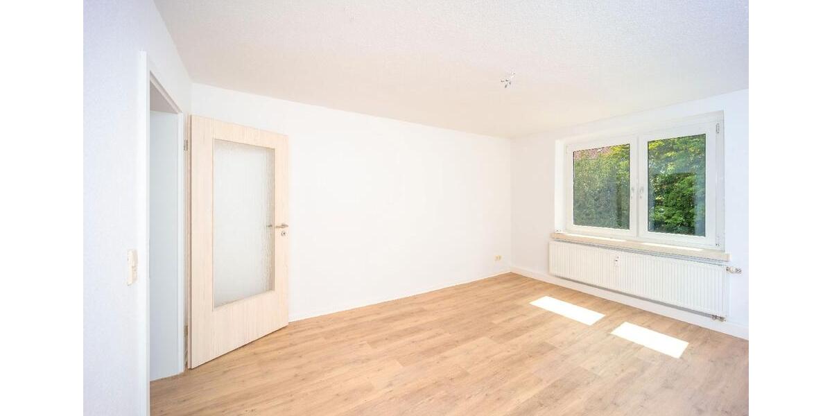 Etagenwohnung Eisleben (Lutherstadt) - 3 Zimmer, 59 m&sup2;, 415&euro; | Angebot:21371029