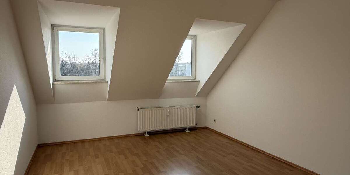 Etagenwohnung Halle Südliche Innenstadt - 2 Zimmer, 53 m&sup2;, 460&euro; | Angebot:27171376