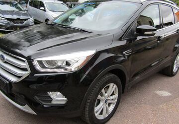 Ford Kuga 66.688 km 9.990 &euro; Halle 06130