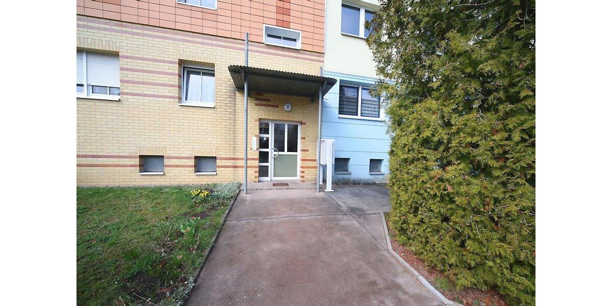 Etagenwohnung Eisleben (Lutherstadt) - 3 Zimmer, 315 m&sup2;, 315&euro; | Angebot:26085434