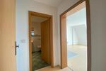Etagenwohnung Halle (Saale) - 1 Zimmer, 27 m&sup2;, 300&euro; | Angebot:25710690