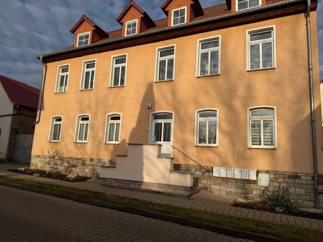 Etagenwohnung Frankleben Reipisch - 2 Zimmer, 29 m&sup2;, 300&euro; | Angebot:25993973