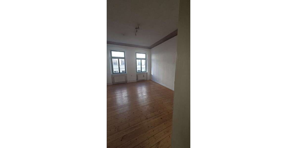 Etagenwohnung Halle Damaschkestraße - 3 Zimmer, 90 m&sup2;, 550&euro; | Angebot:26864507