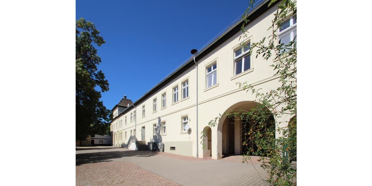Etagenwohnung Südliches Anhalt - 2 Zimmer, 50 m&sup2;, 260&euro; | Angebot:26283596