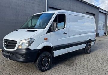 Mercedes-Benz Sprinter 272.000 km 17.999 &euro; Halle 06118