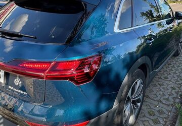 Audi Q8 e-tron 90.000 km 28.900 &euro; Landsberg 06188