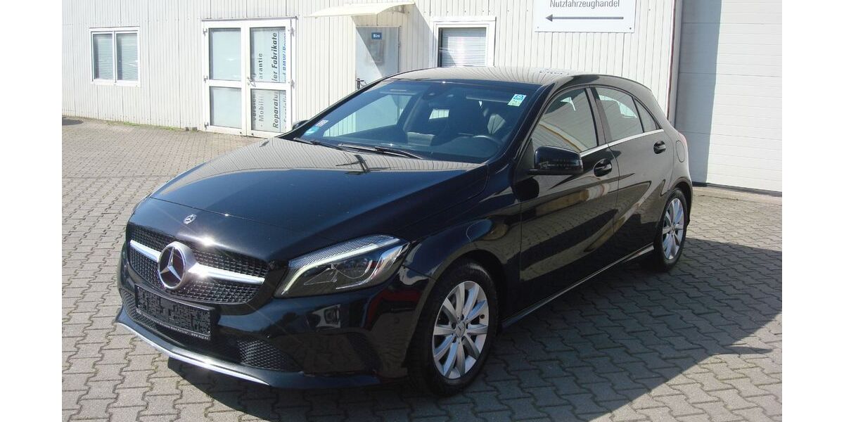 Mercedes-Benz A 180 149.000 km 12.450 &euro; Halle ( Saale ) 06116