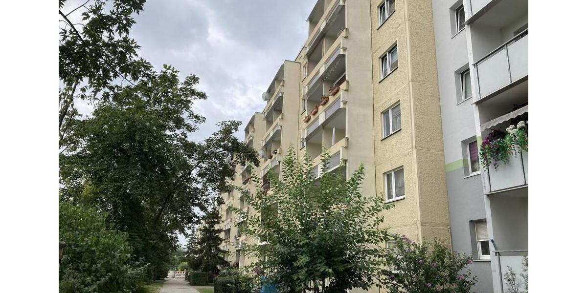 Etagenwohnung Halle (Saale) Silberhöhe - 3 Zimmer, 56 m&sup2;, 218&euro; | Angebot:23787002